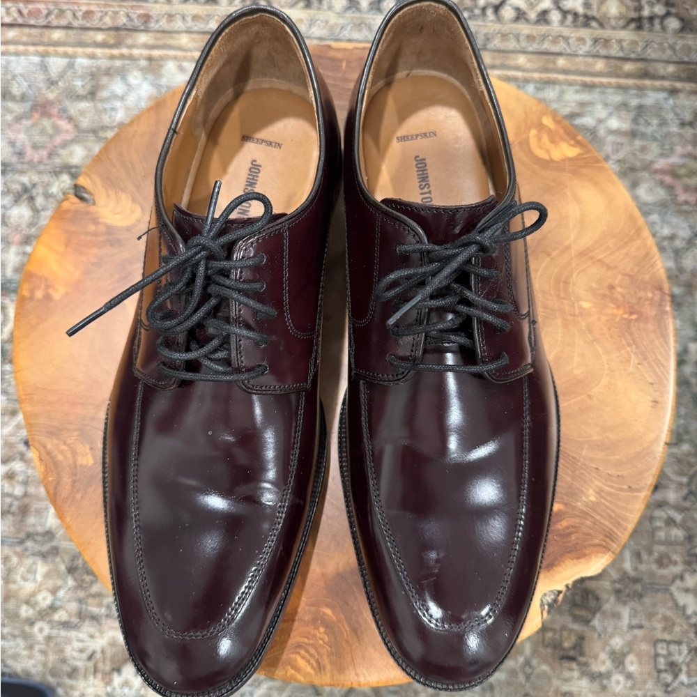 Johnston & Murphy Men's Burgundy Leather Dress Shoes size 10